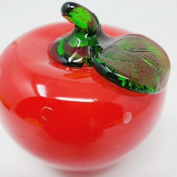 Handblown Apple Paperweight With Green Stem Glass Kitchen Home Decor - Picture 2 of 8